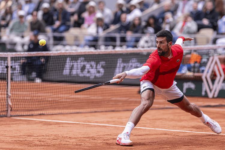 雷速篮球直播-法网力克ATP总决赛，德约科维奇关键制胜