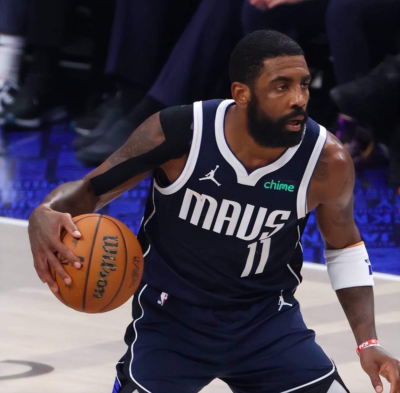 雷速网球直播-热火碾压雷霆，欧文状态火热