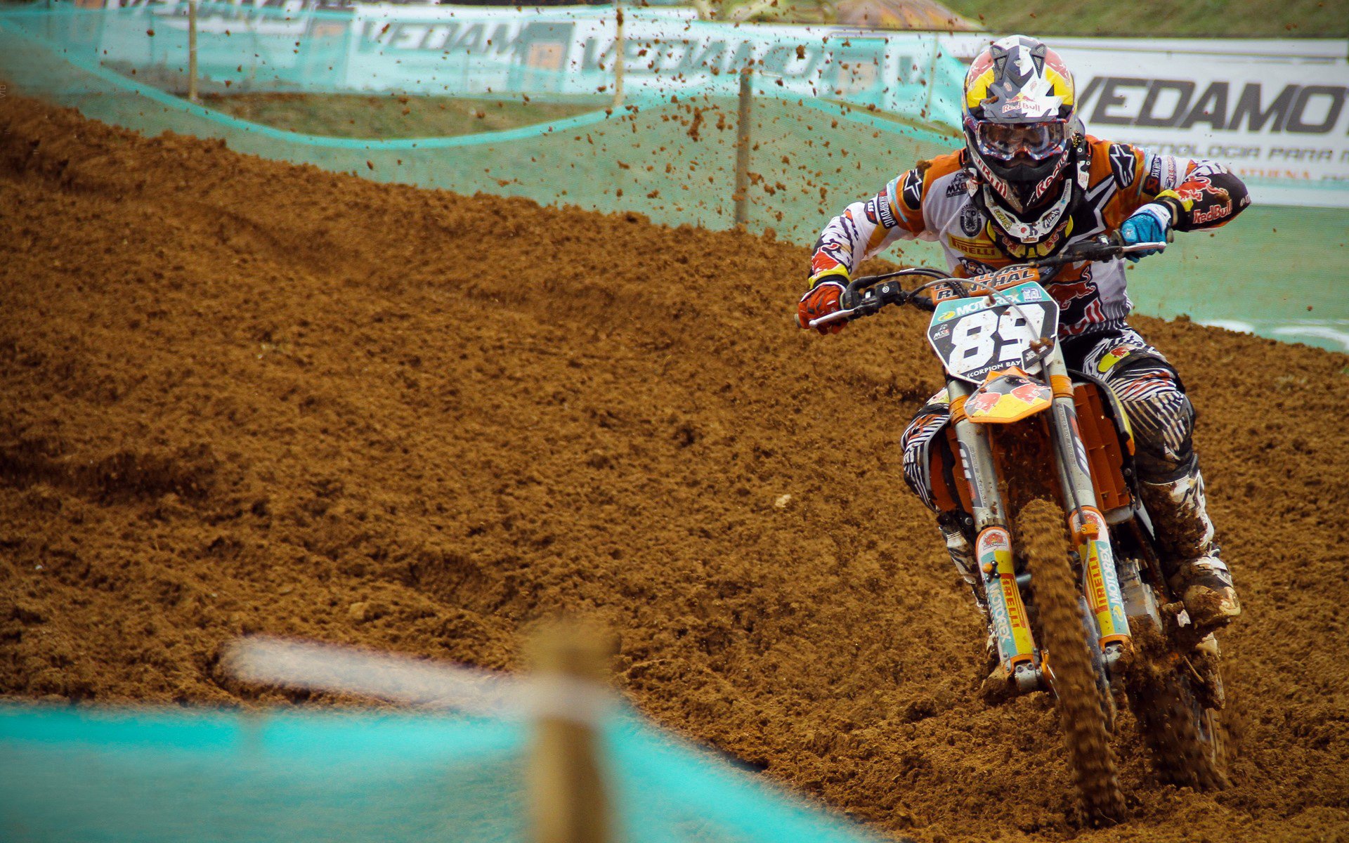 红土与硬地的交响，德约科维奇蒙特卡洛险胜，点燃澳网后的赛场新章